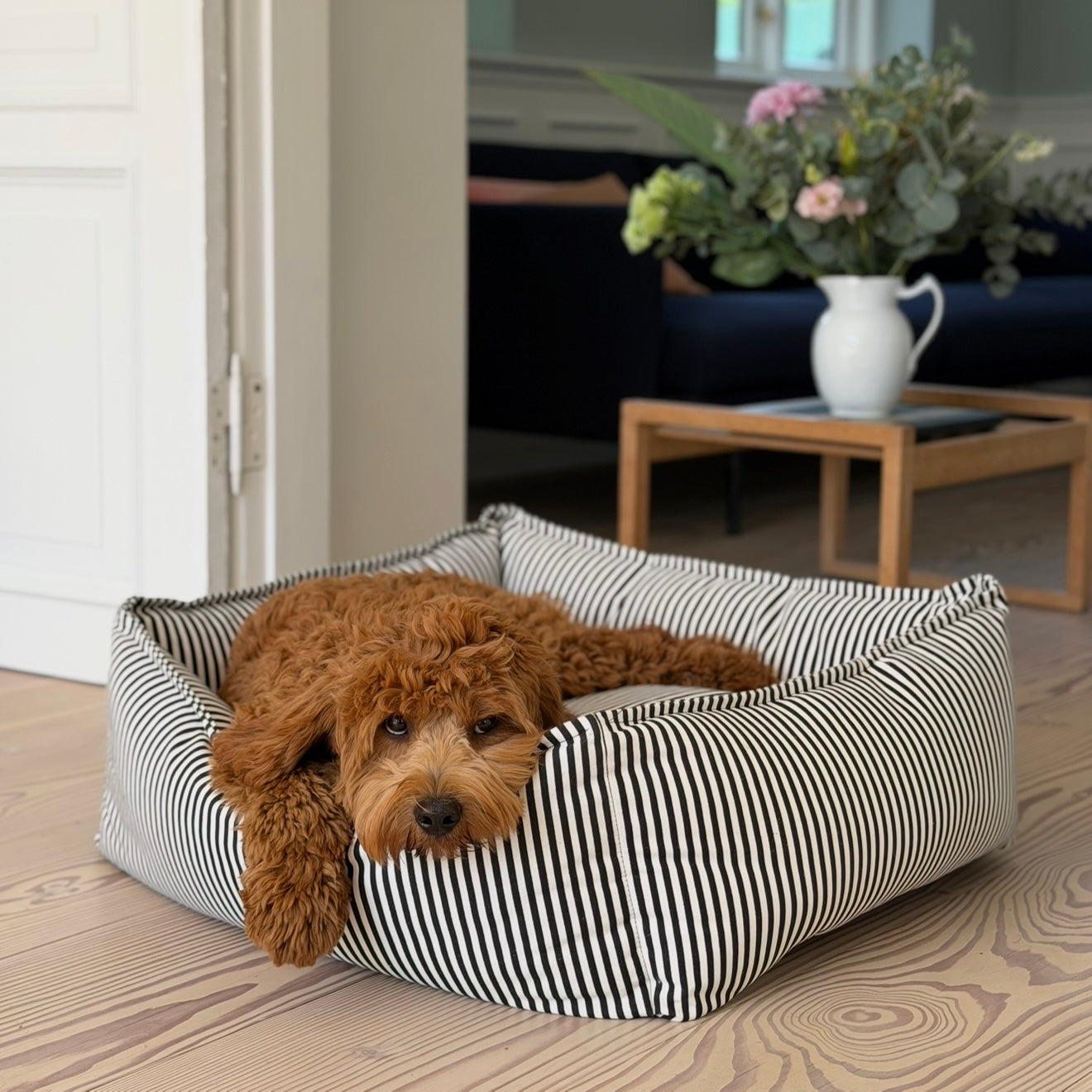 Anna Hundekurven Sort & Creme Stribet